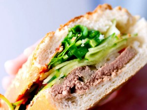 Vietnamese Sandwich Shops (Banh Mi) are Praised by Foreign Journalists
