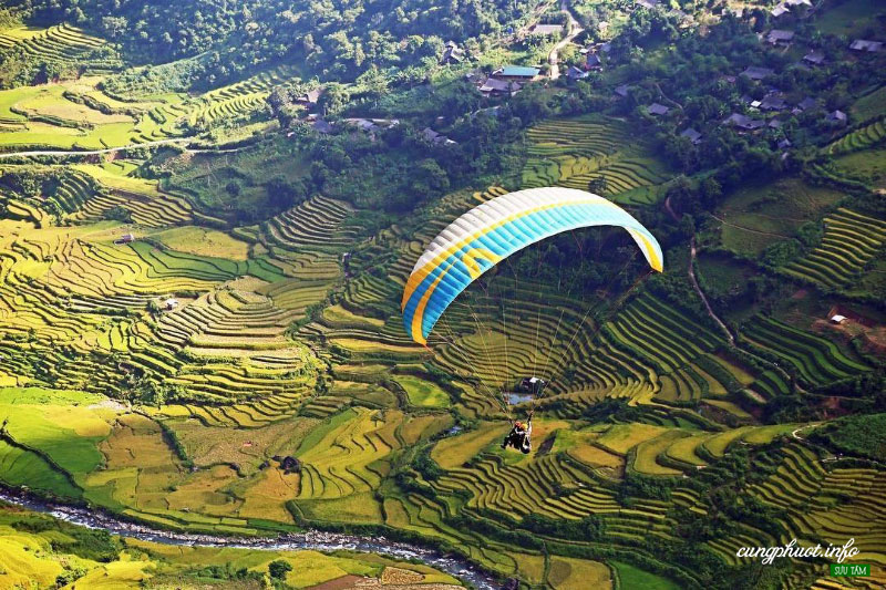 Paragliding in Mu Cang Chai  