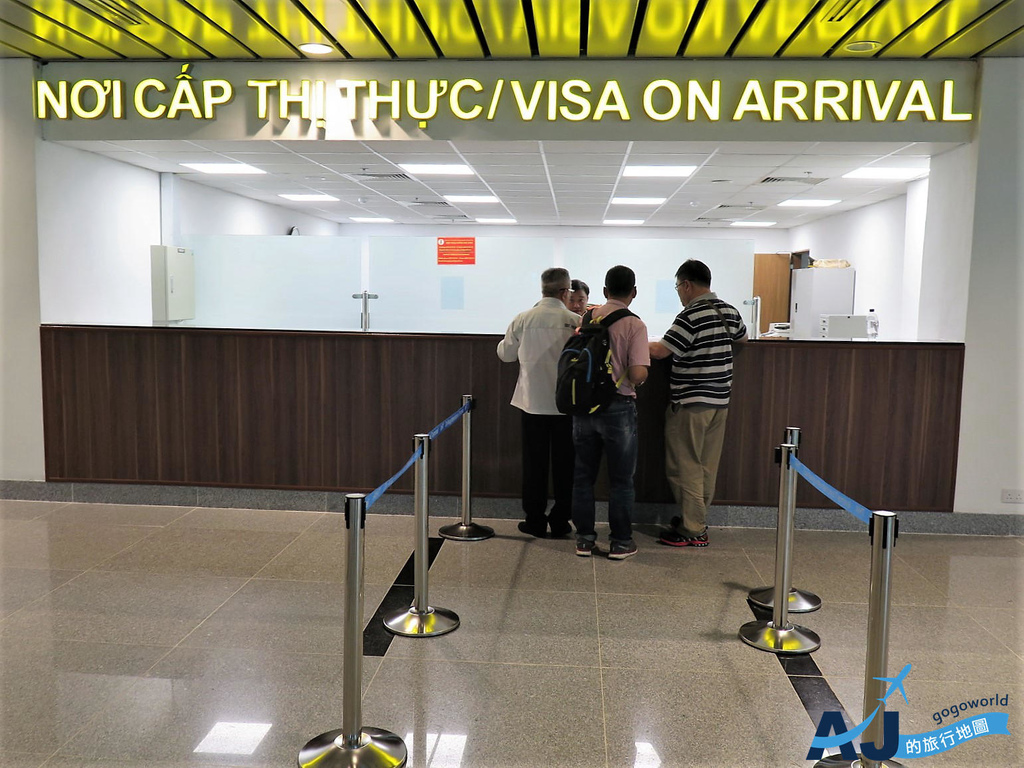 Visa counter where application will get visa stamped at the airport 