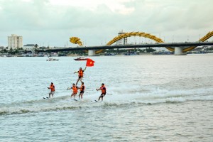 Han River is Vibrant with Windsurfing Performances