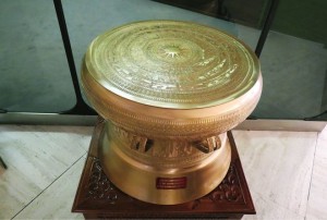 Vietnam bronze drum in the UN building in Switzerland