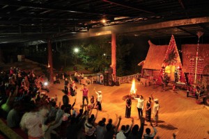 Travel Da Lat And Experience Gong Culture