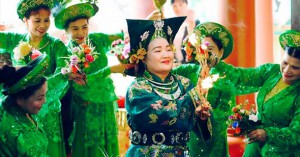 Mother Goddess worship-the local religion of Vietnam